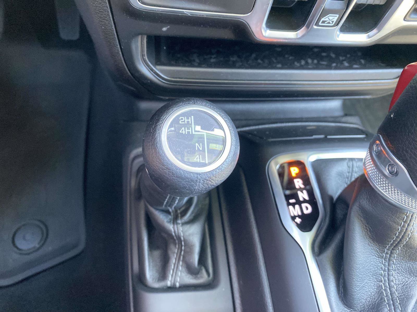 Used 2024 Jeep Wrangler Unlimited Sahara w/ Dual Top Group AWD/4WD image 43