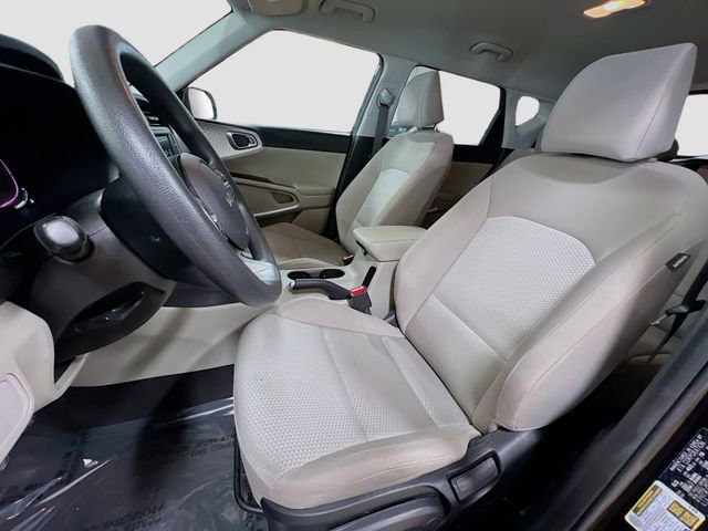 Certified 2023 Kia Soul LX w/ LX Technology Package image 19