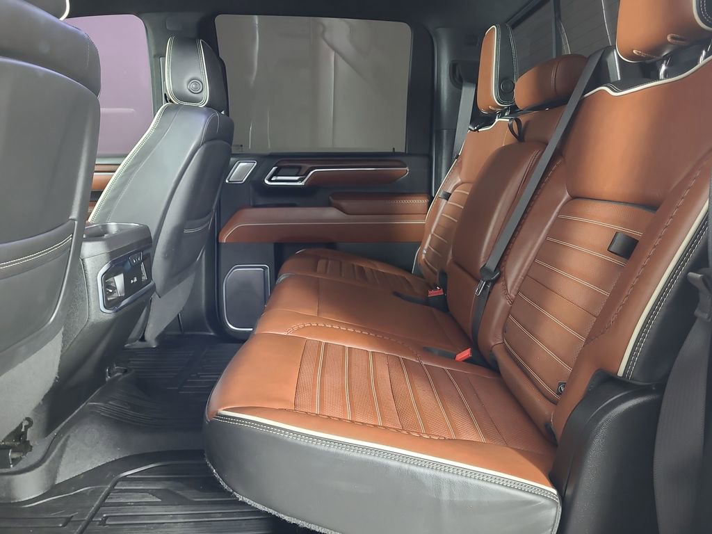 Used 2024 GMC Sierra 3500 Denali Ultimate image 21