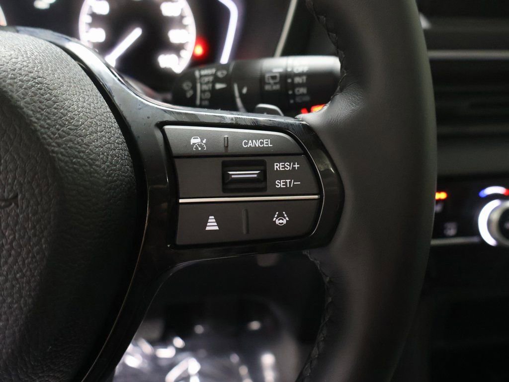 New 2025 Honda Pilot Touring image 33