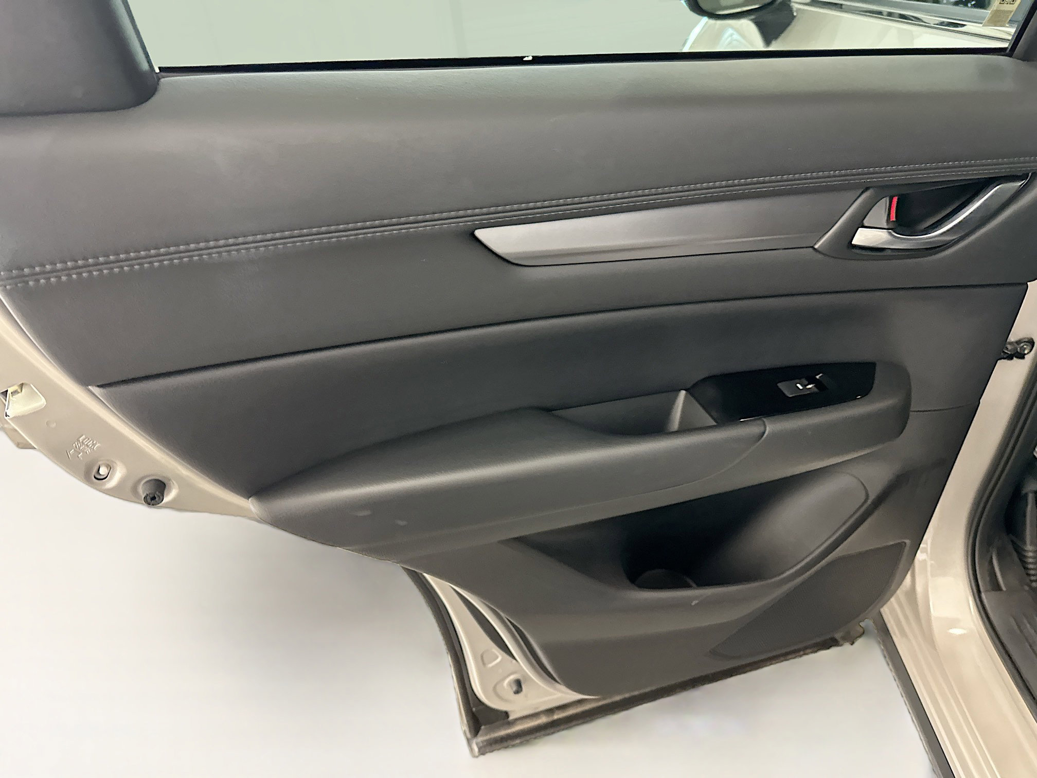 Used 2025 MAZDA CX-5 AWD 2.5 S w/ Preferred Package image 28