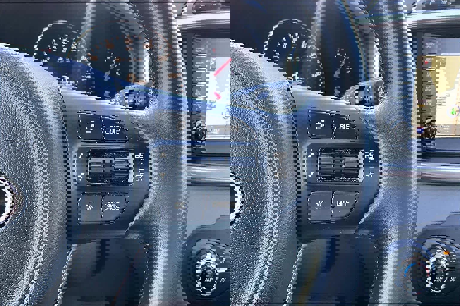 Used 2017 Kia Sorento SX image 22