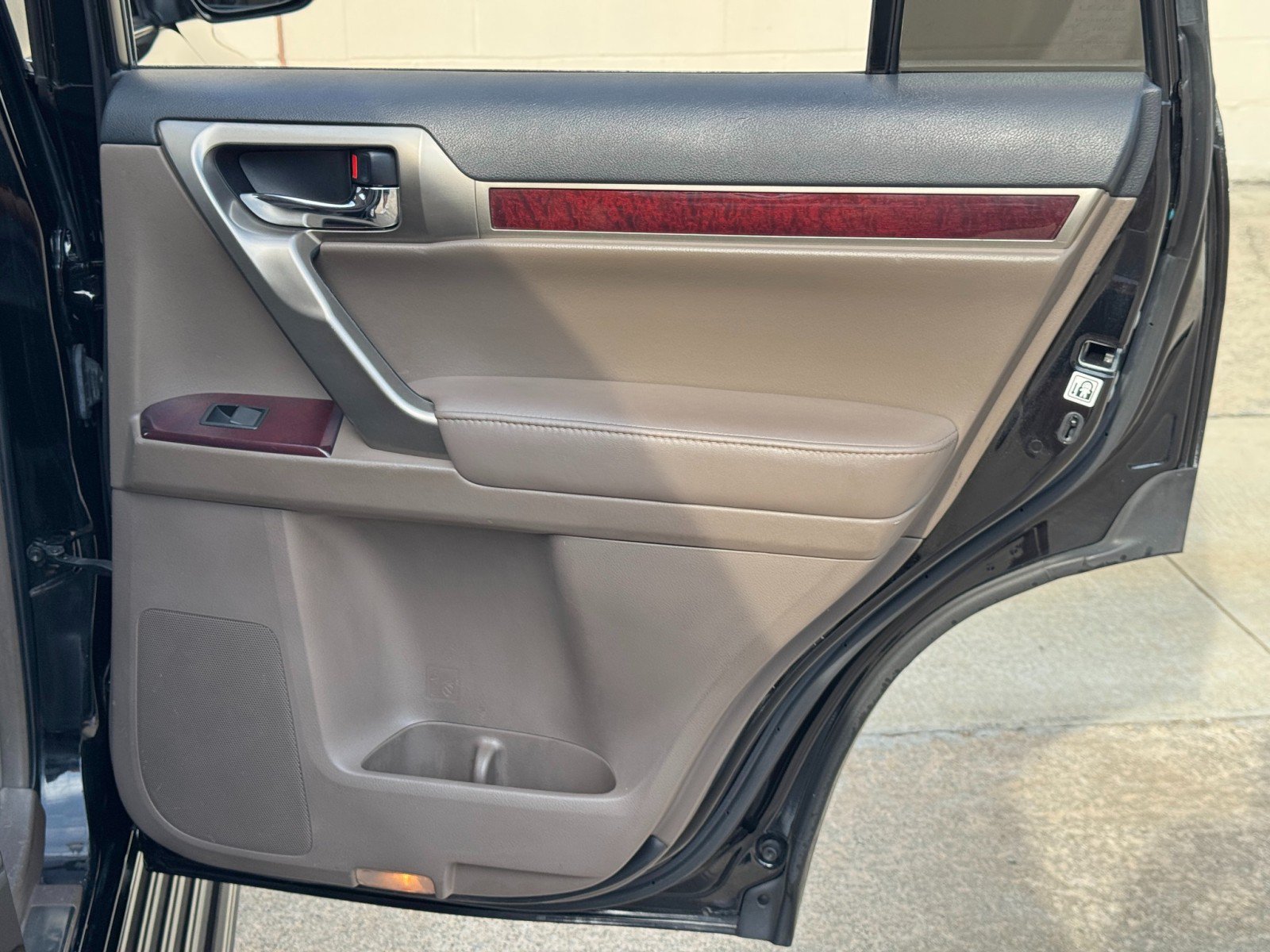 Used 2019 Lexus GX 460 Premium AWD/4WD image 45