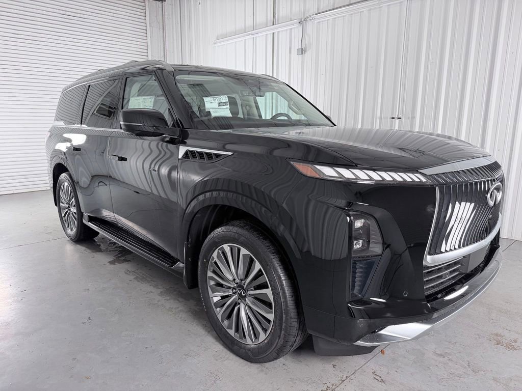 New 2026 INFINITI QX80 Luxe w/ Exterior Package RWD image 3