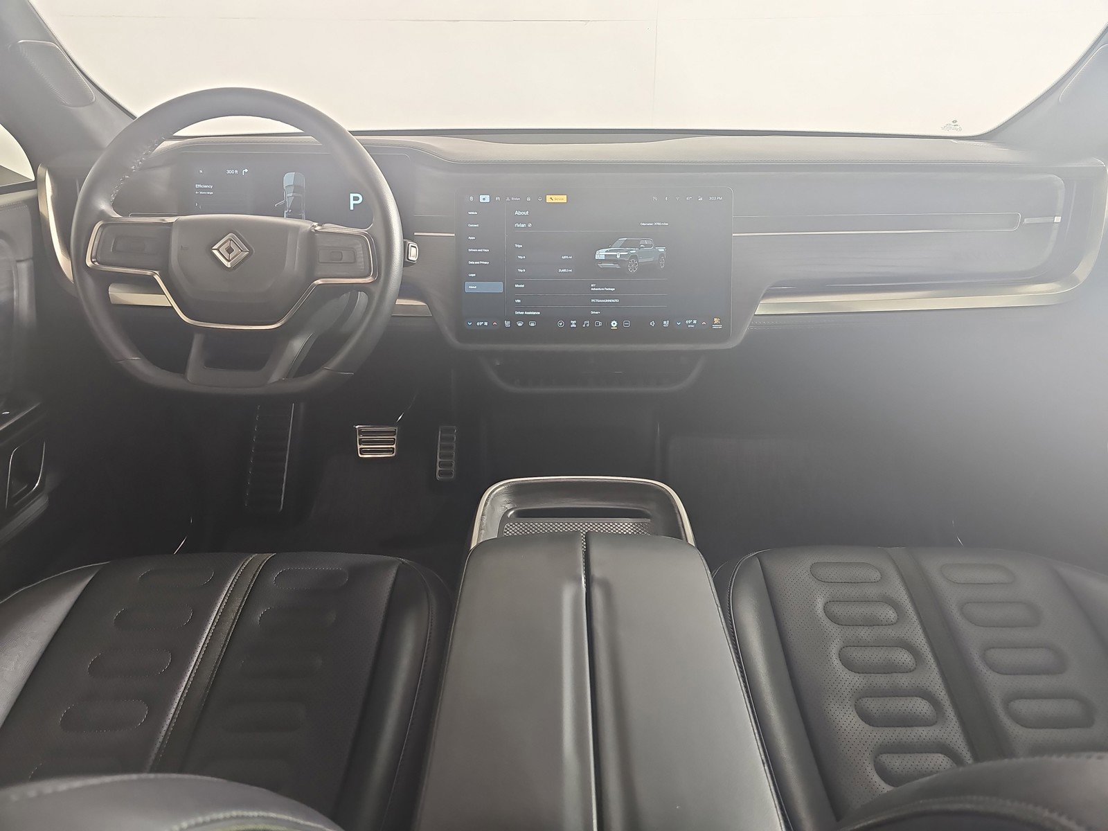 Used 2022 Rivian R1T Adventure AWD/4WD image 25