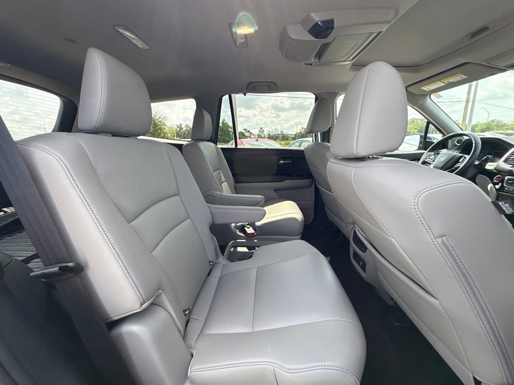 Used 2019 Honda Pilot Touring image 24