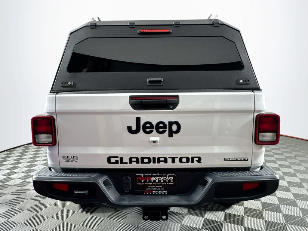 Used 2021 Jeep Gladiator Sport AWD/4WD image 6