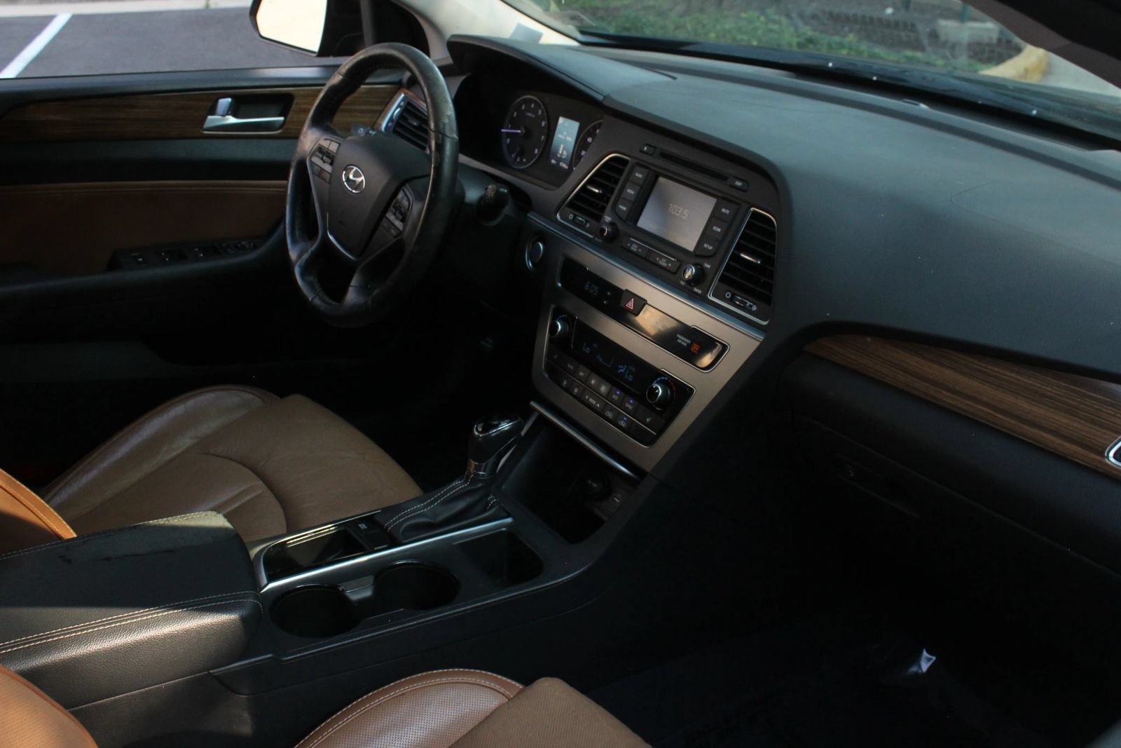 Used 2015 Hyundai Sonata Limited FWD image 20