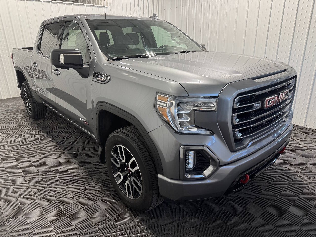 Used 2021 GMC Sierra 1500 AT4 AWD/4WD image 2