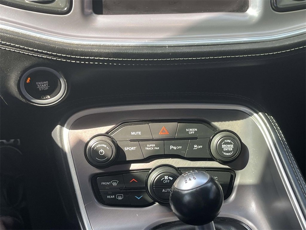 Used 2021 Dodge Challenger R/T w/ Plus Package image 17