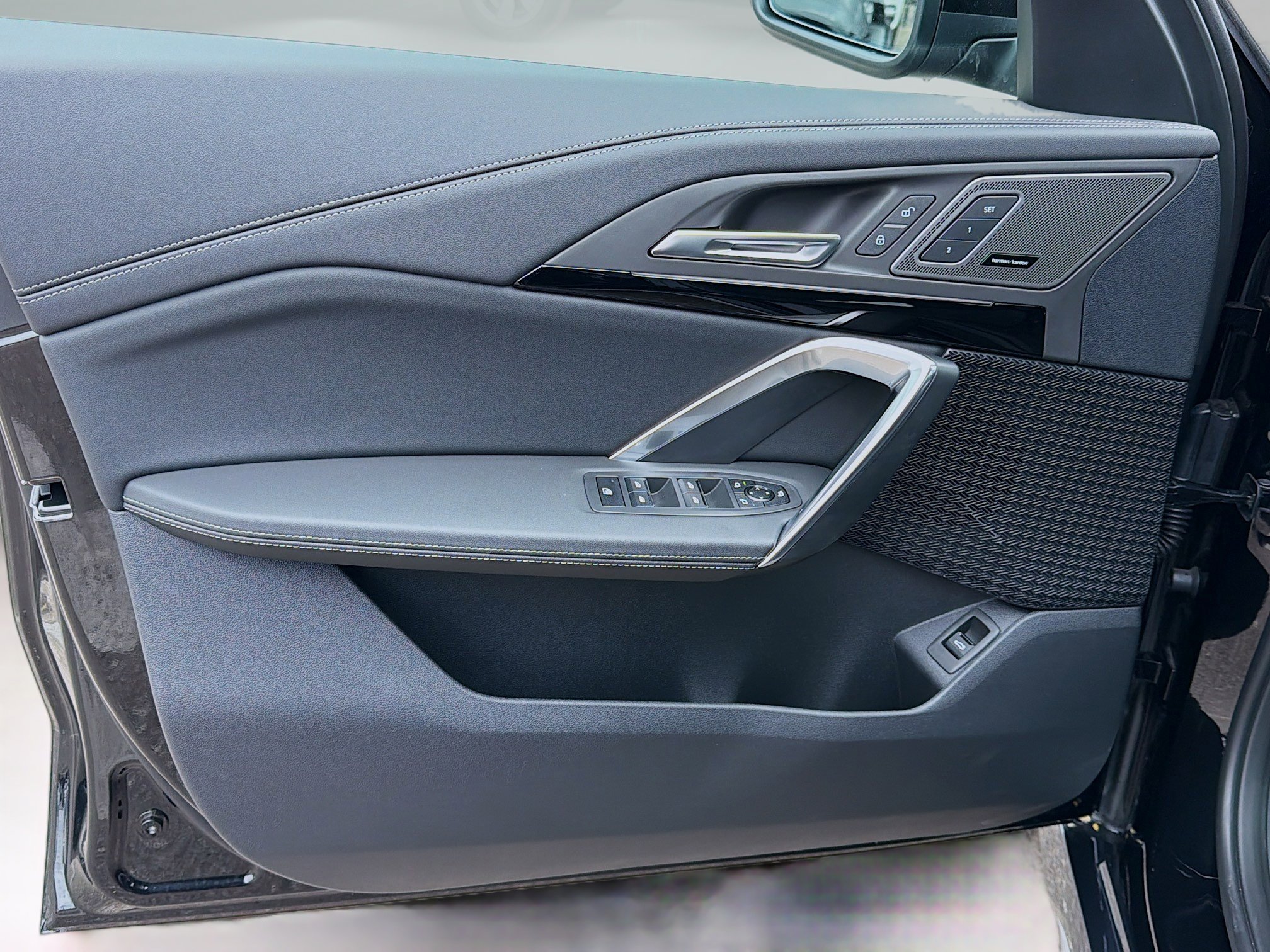 New 2026 BMW X1 xDrive28i w/ Technology Package image 22