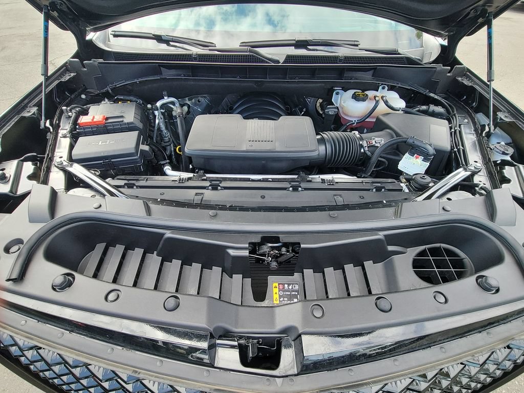 Certified 2025 Cadillac Escalade ESV Sport AWD/4WD image 30