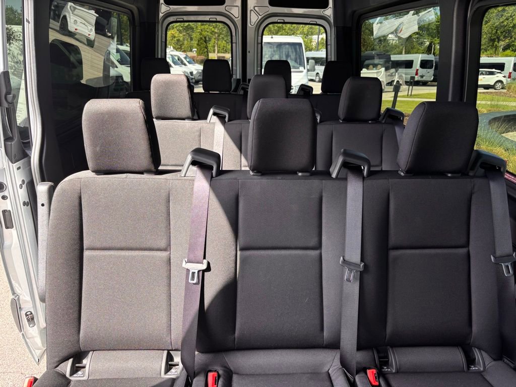 Used 2024 Mercedes-Benz Sprinter 2500 image 17