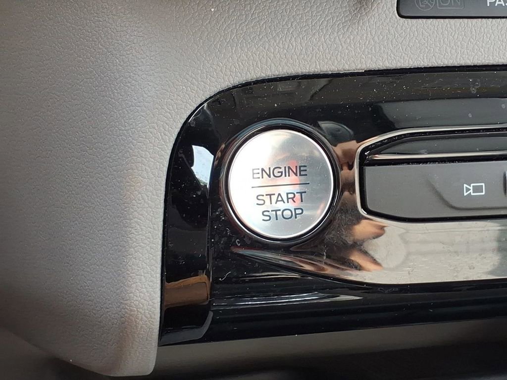 Used 2023 Ford Escape Active w/ Tech Pack #2 image 12