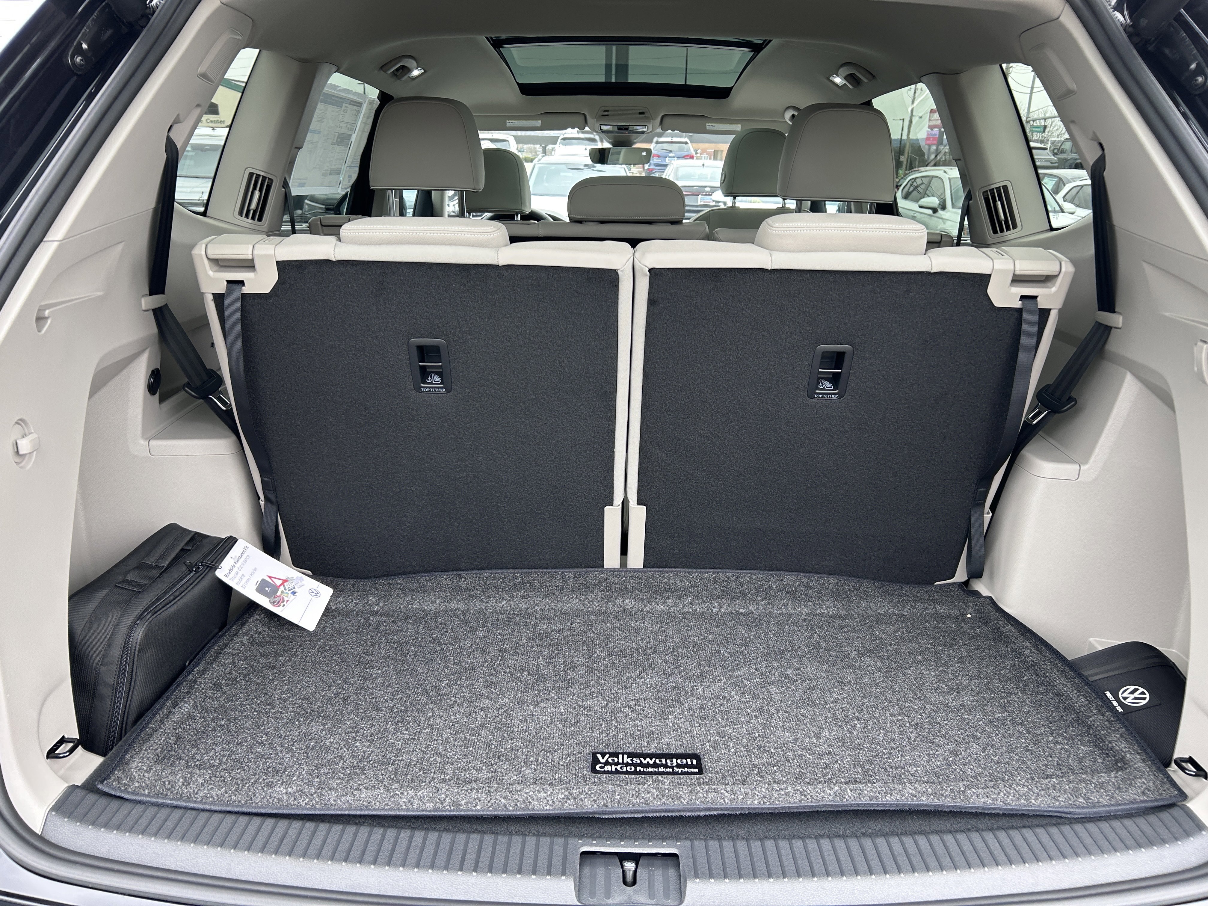 New 2026 Volkswagen Atlas SEL Premium R-Line image 32