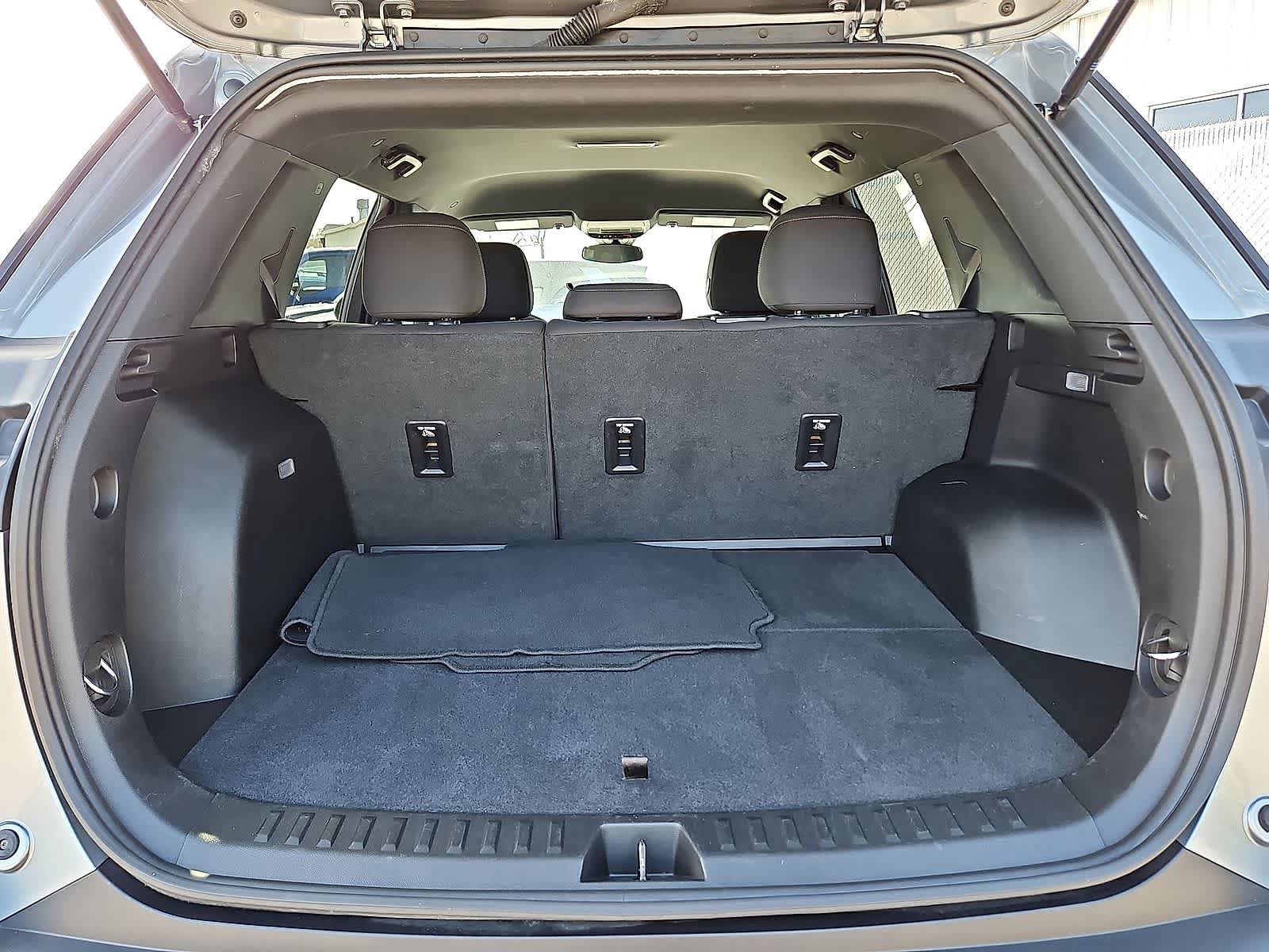 Certified 2025 Chevrolet Equinox LT FWD image 31