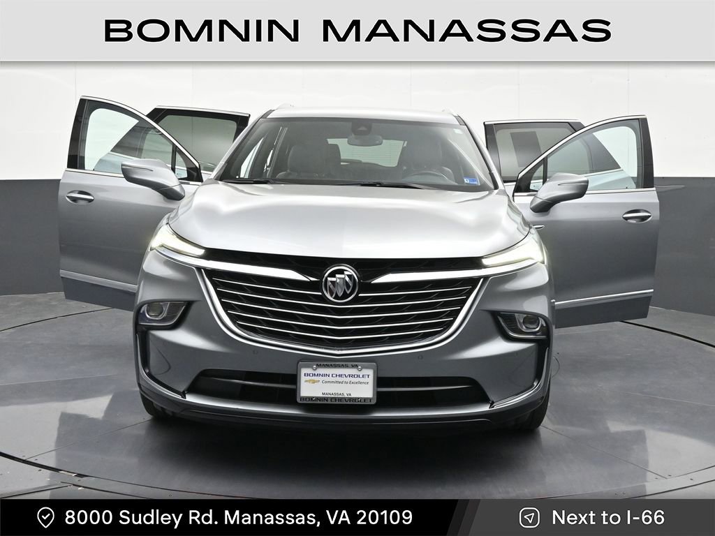 Used 2023 Buick Enclave Essence image 44