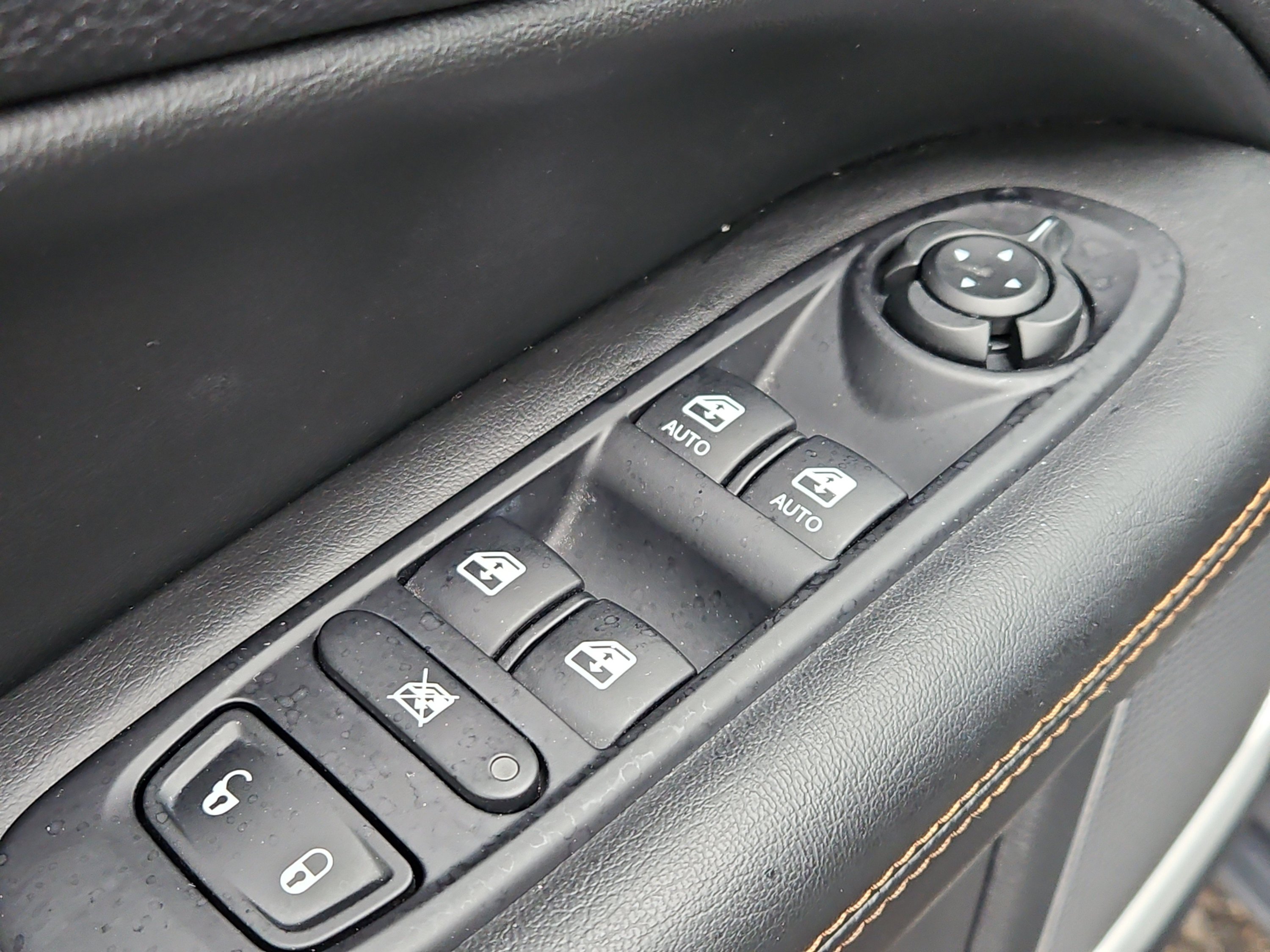 Used 2019 Jeep Compass Limited AWD/4WD image 19