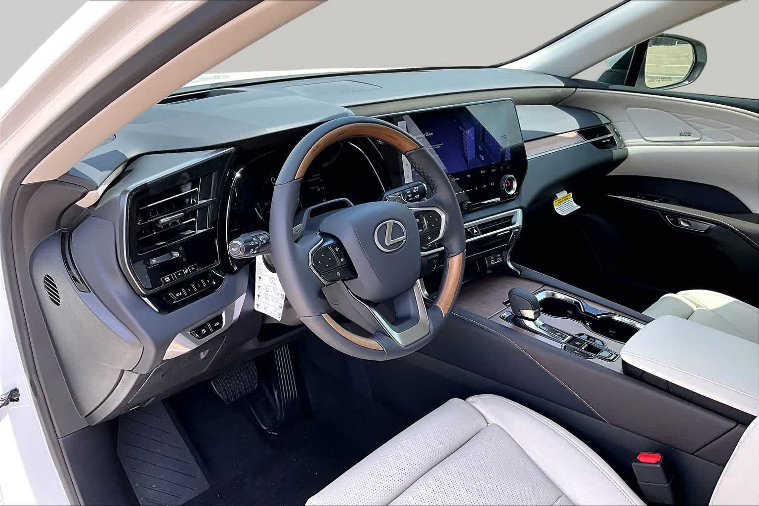 New 2026 Lexus RX 350 FWD image 8