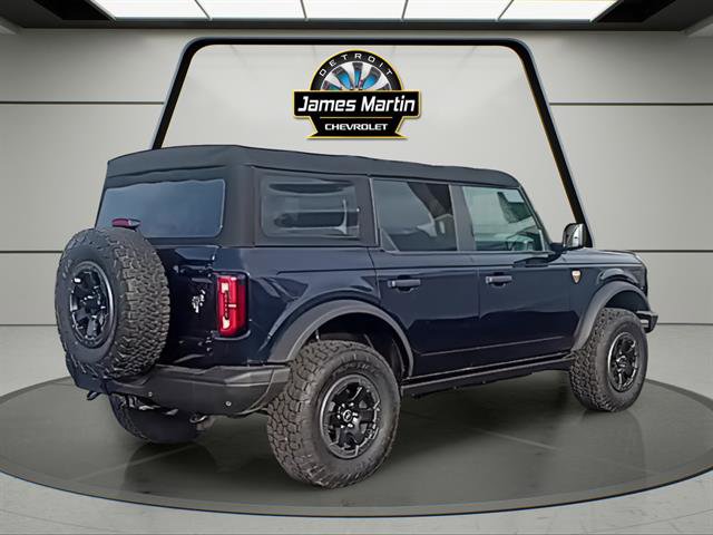 Used 2021 Ford Bronco Badlands image 10