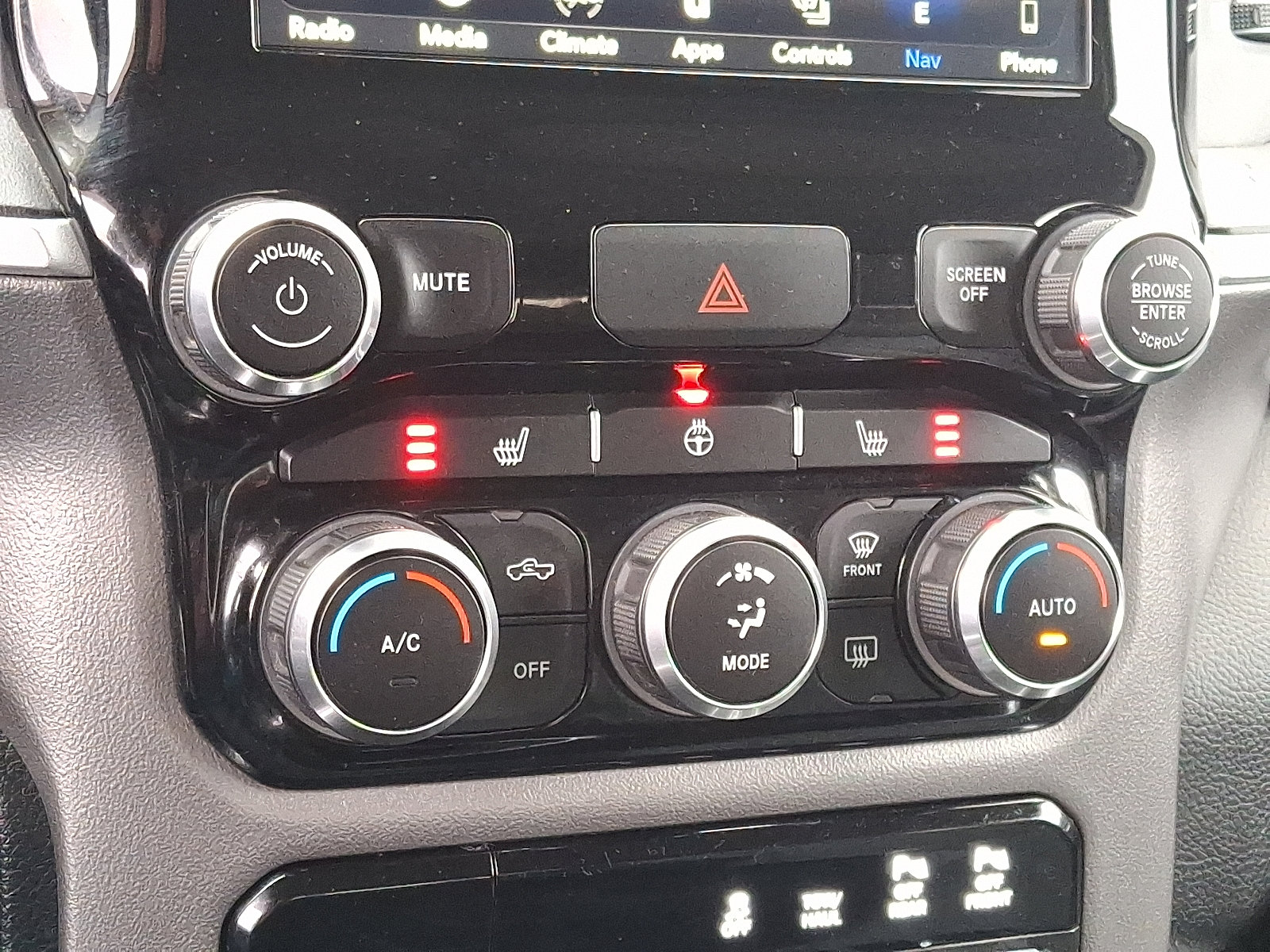 Used 2019 RAM 1500 Big Horn image 16