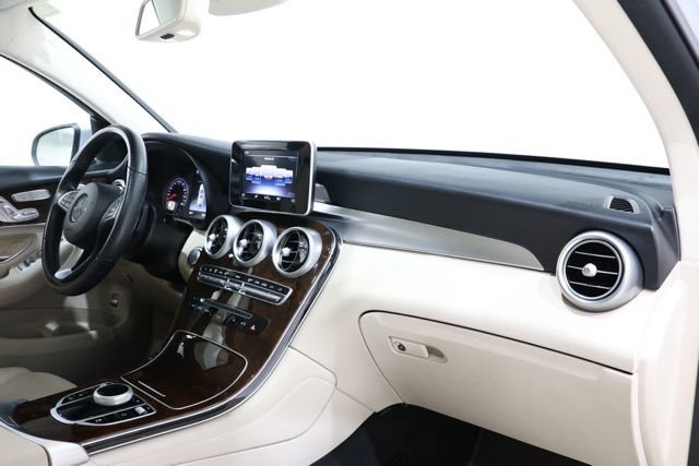 Used 2019 Mercedes-Benz GLC 300 4MATIC Coupe image 15