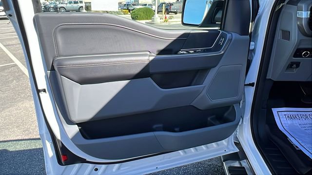 New 2026 Ford F150 XLT w/ XLT Chrome Appearance Package AWD/4WD image 15