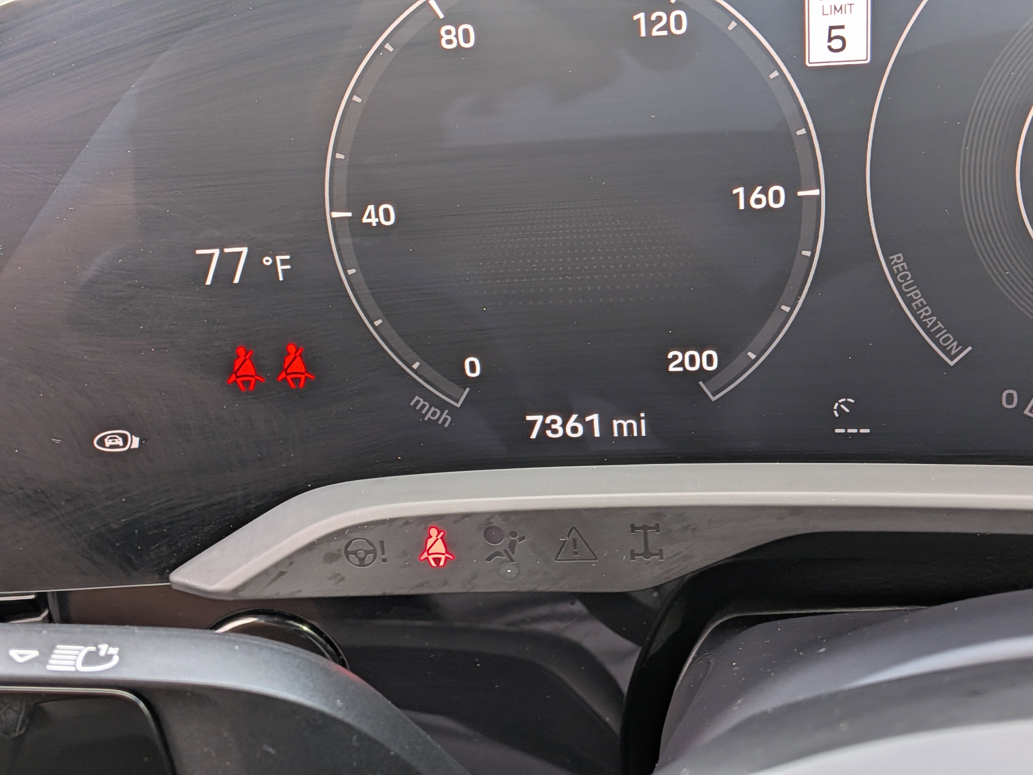 Used 2023 Porsche Taycan image 28