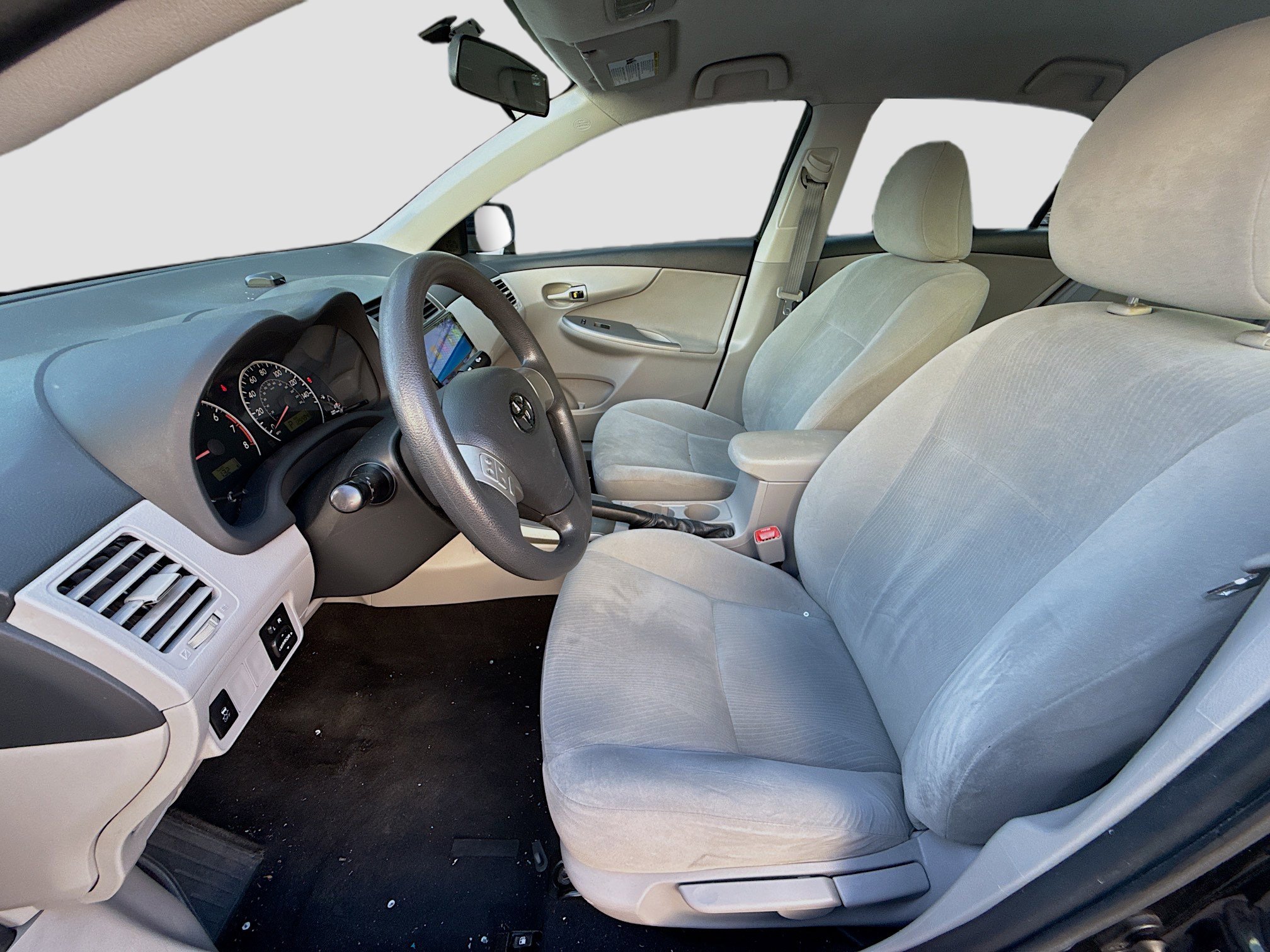 Used 2013 Toyota Corolla LE image 16