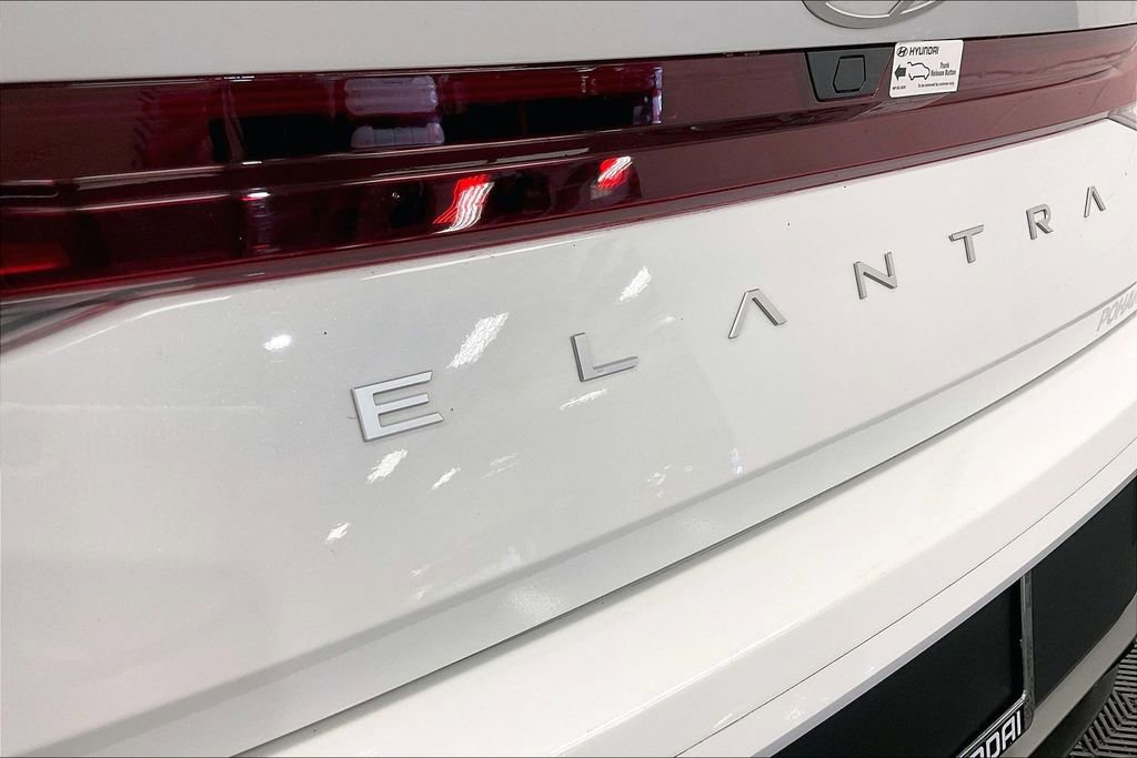 Certified 2025 Hyundai Elantra Sport w/ Cargo Package FWD image 27