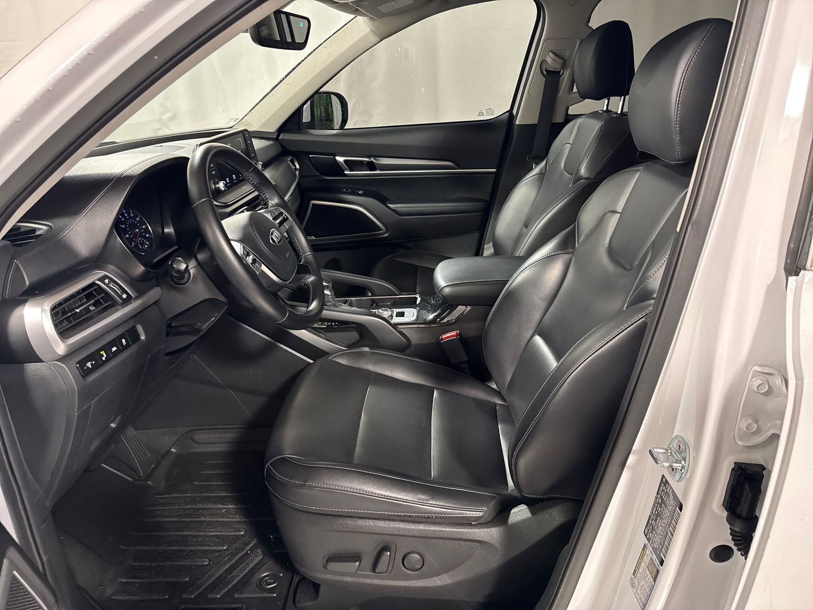 Used 2021 Kia Telluride S AWD/4WD image 6