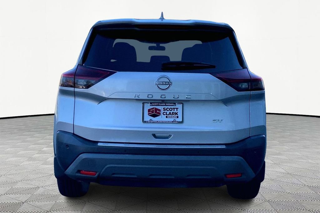 Used 2022 Nissan Rogue SV image 6