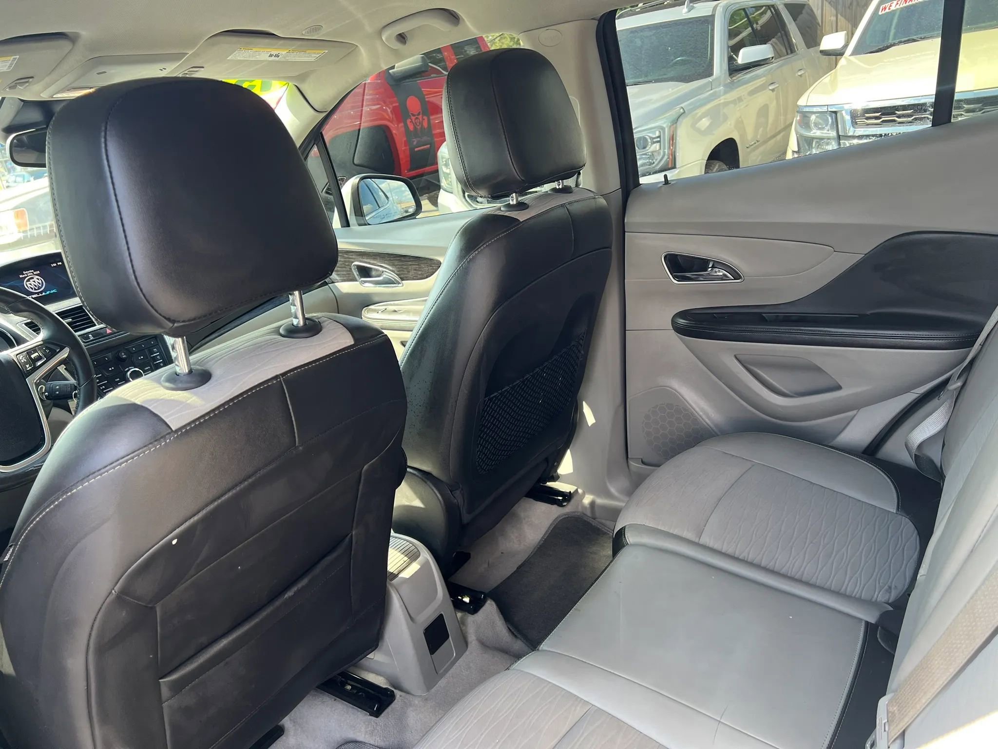 Used 2015 Buick Encore FWD image 10