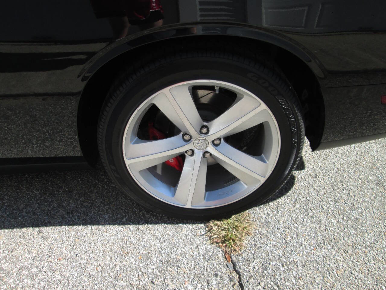 Used 2009 Dodge Challenger SRT8 w/ SRT Option Group II image 12