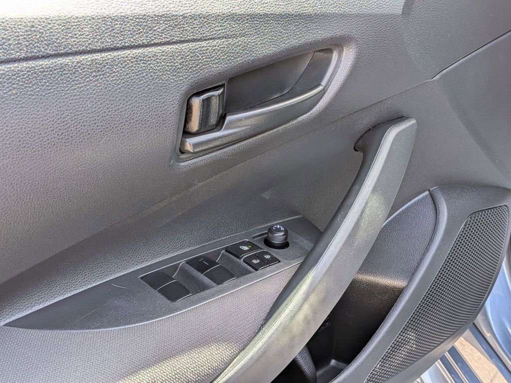 Used 2024 Toyota Corolla LE image 14