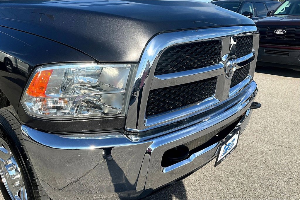 Used 2016 RAM 2500 Tradesman w/ Chrome Appearance Group AWD/4WD image 31