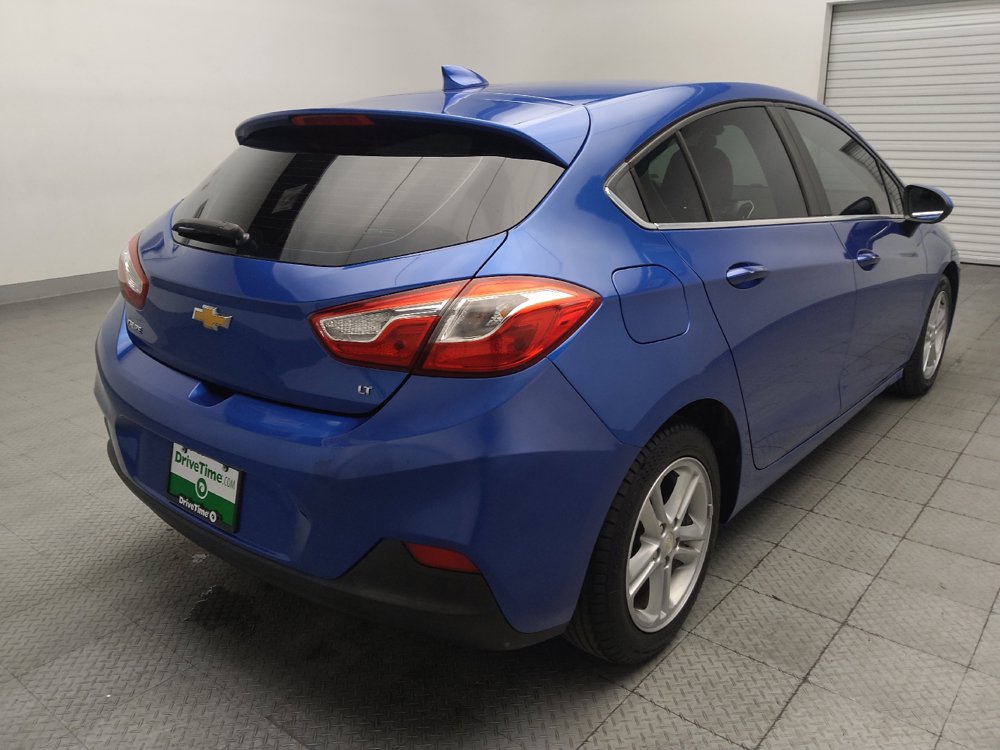 Used 2017 Chevrolet Cruze LT w/ Convenience Package FWD image 9