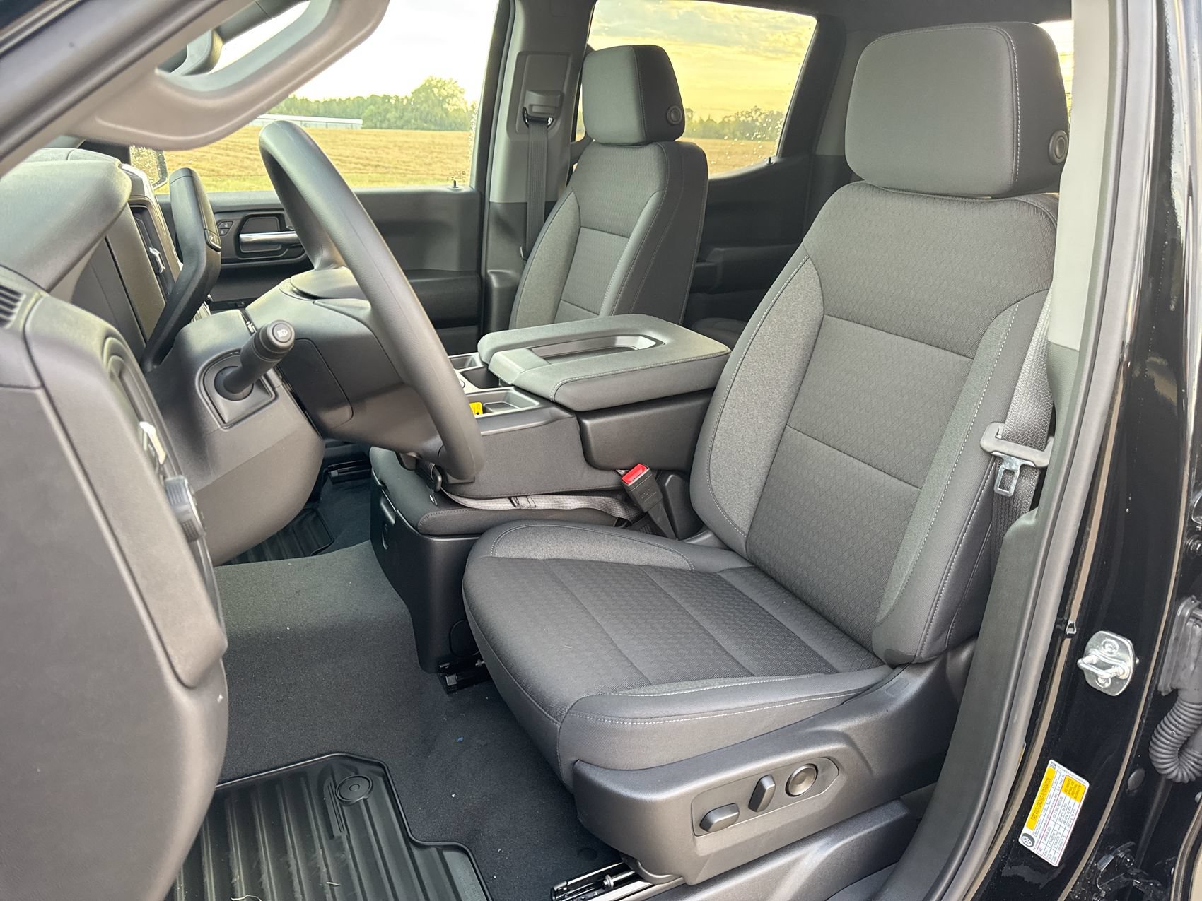 New 2026 Chevrolet Silverado 1500 Custom RWD image 11