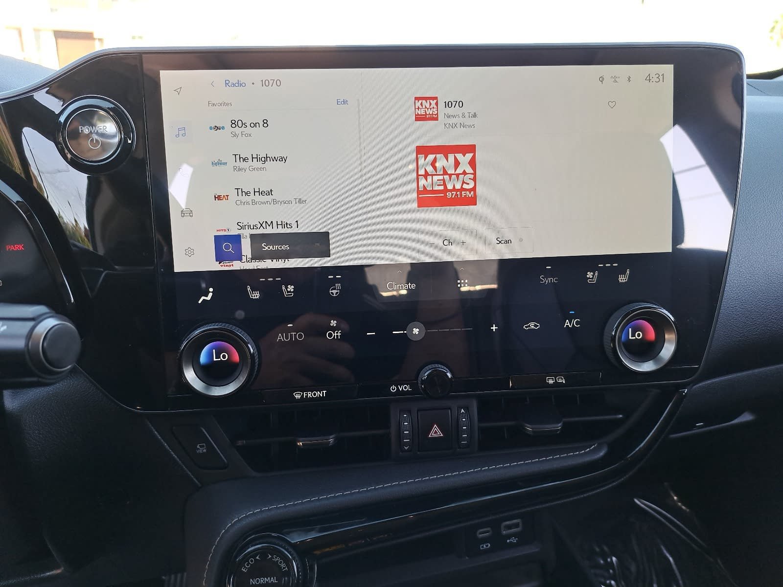 Used 2026 Lexus NX 350h AWD w/ Accessory Package (2T) image 23