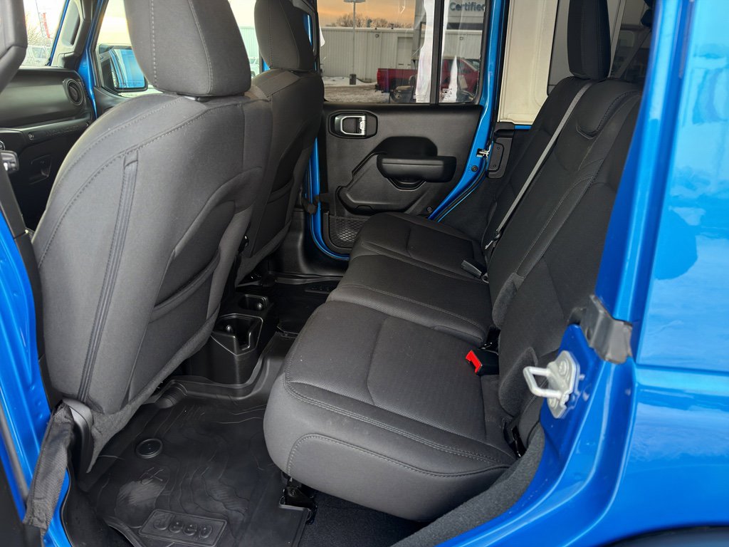 Used 2022 Jeep Wrangler Unlimited Sport AWD/4WD image 12