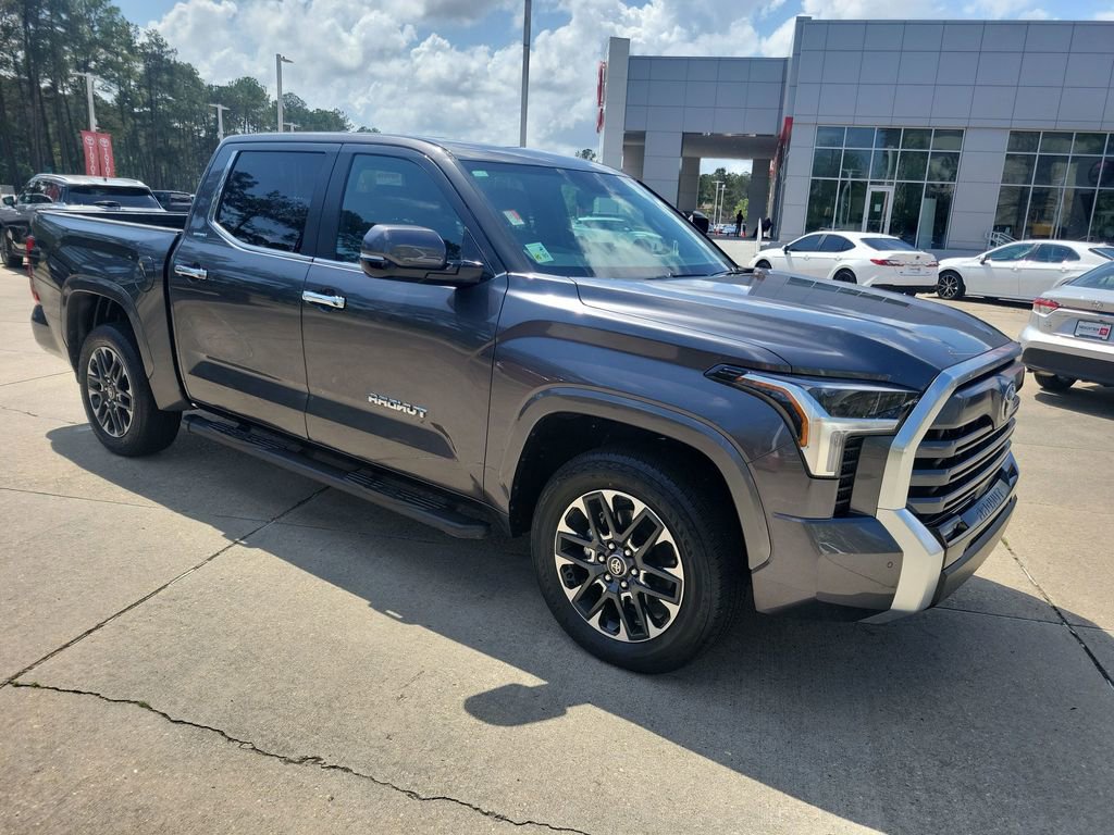 Used 2025 Toyota Tundra Limited image 9
