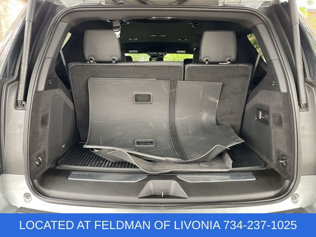 Certified 2025 Cadillac Escalade Luxury w/ LPO, Floor Liner Package AWD/4WD image 26
