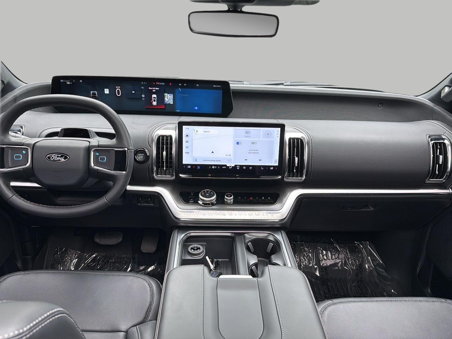Used 2026 Ford Expedition Platinum w/ Stealth Performance Package AWD/4WD image 18