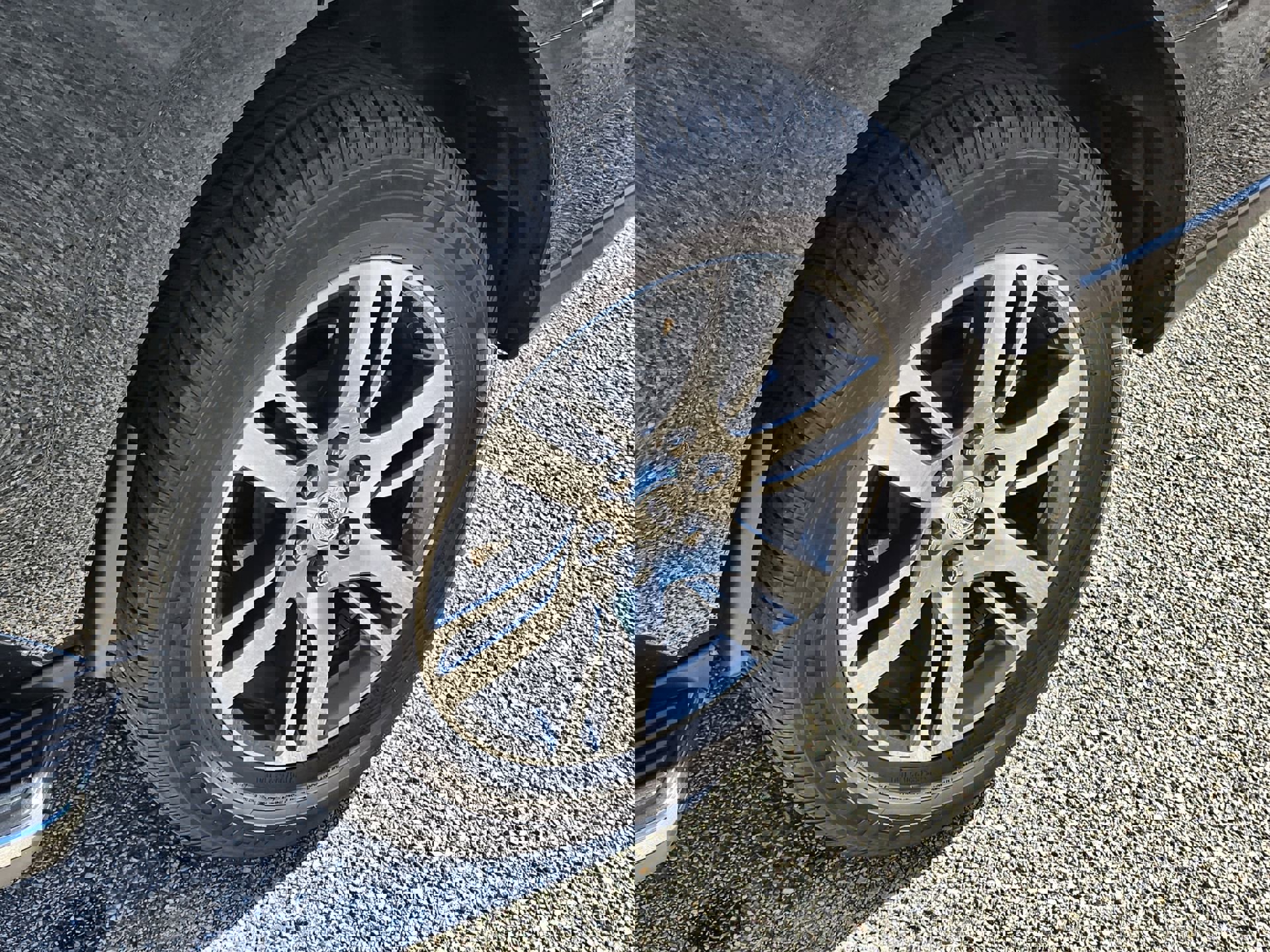 Used 2022 Ford Expedition Limited image 11