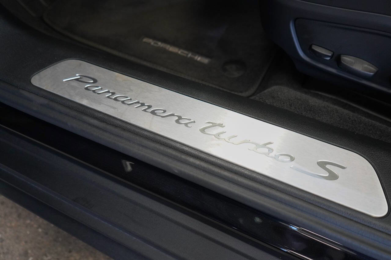 Used 2023 Porsche Panamera Turbo S image 48