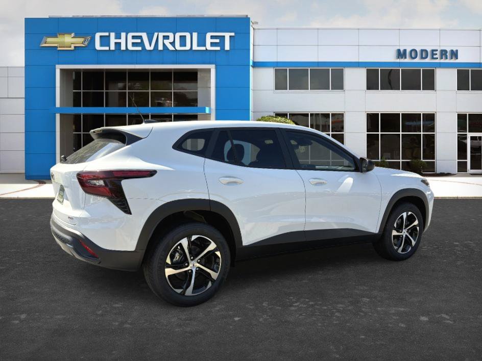 New 2026 Chevrolet Trax RS FWD image 5