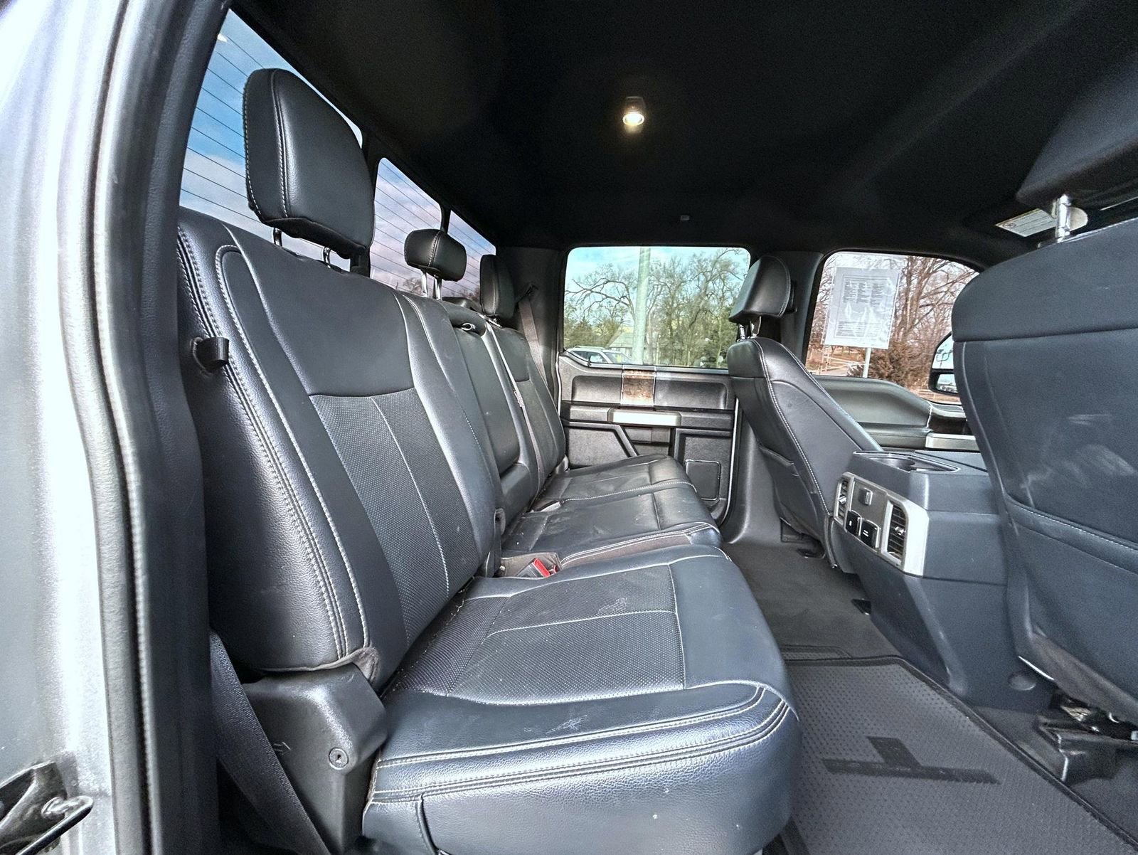 Used 2022 Ford F350 Lariat w/ Lariat Ultimate Package image 18