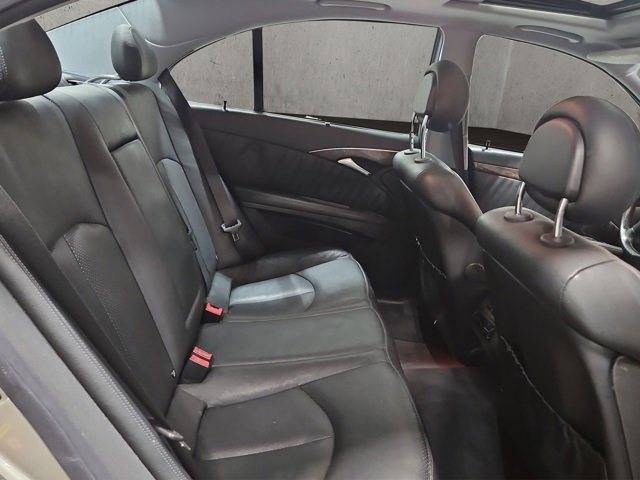 Used 2005 Mercedes-Benz E 500 Sedan image 20