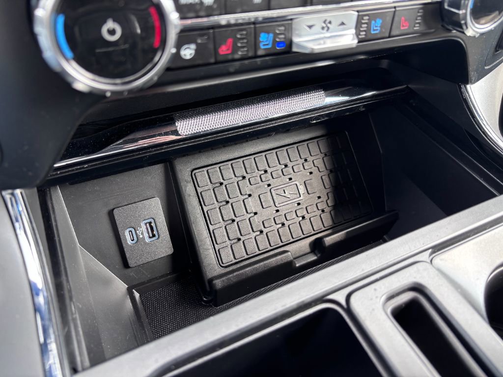 Used 2024 Ford F150 Lariat w/ Equipment Group 502A High image 29