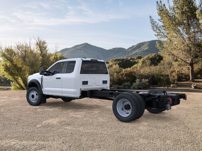 New 2026 Ford F550 4x4 SuperCab Super Duty w/ Snow Plow Prep Package image 4